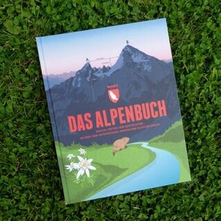 "Das Alpenbuch" Buchdeckel von Marmota Maps, Foto: Reni Zapletal