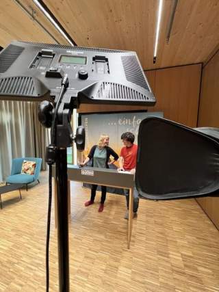 Hanna Glaeser und Simon Keller bei den Proben zum digitalen Bundesjugendleitertag 2021