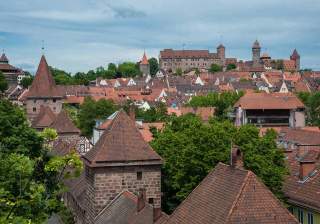 altstadt-nuernberg-mit-kaiserburg_christine-dierenbach_000334-web_id86534.jpg